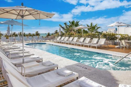 Cool off at the best swimming pools in Miami