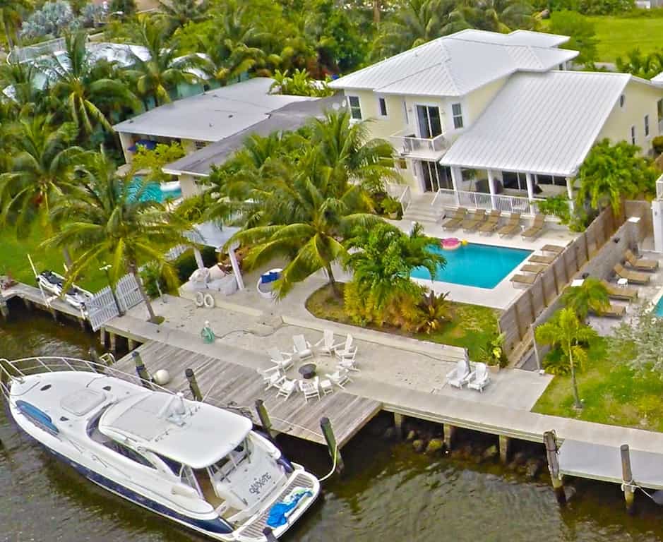 Luxury Villa with Optional Yacht Rental