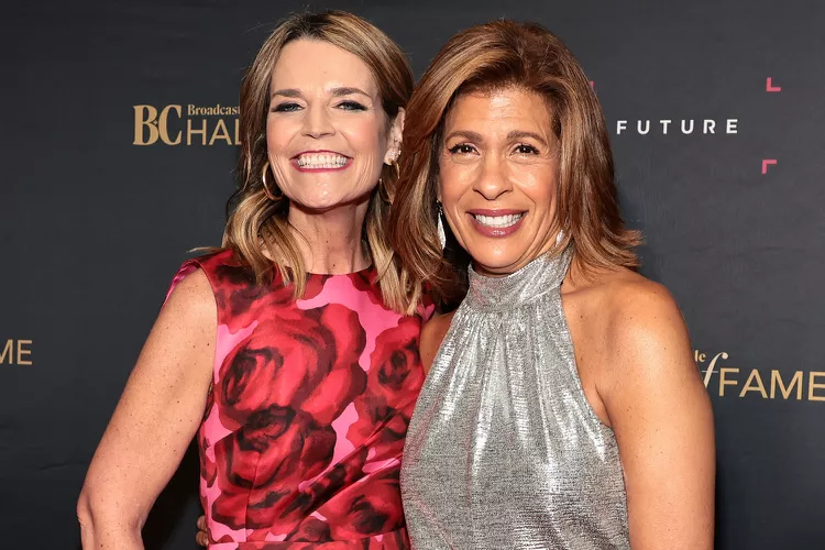 Hoda Kotb and Savannah Guthrie Both Share They Didn't Go to Prom — Because They Weren't Invited!