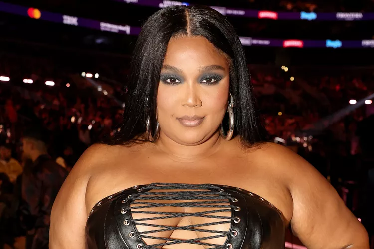 Lizzo Sets the Record Straight: Quits Negative Energy, Not Her Passion